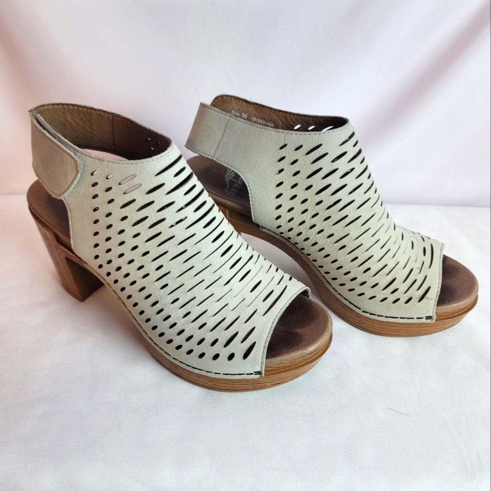 Dansko Shoes